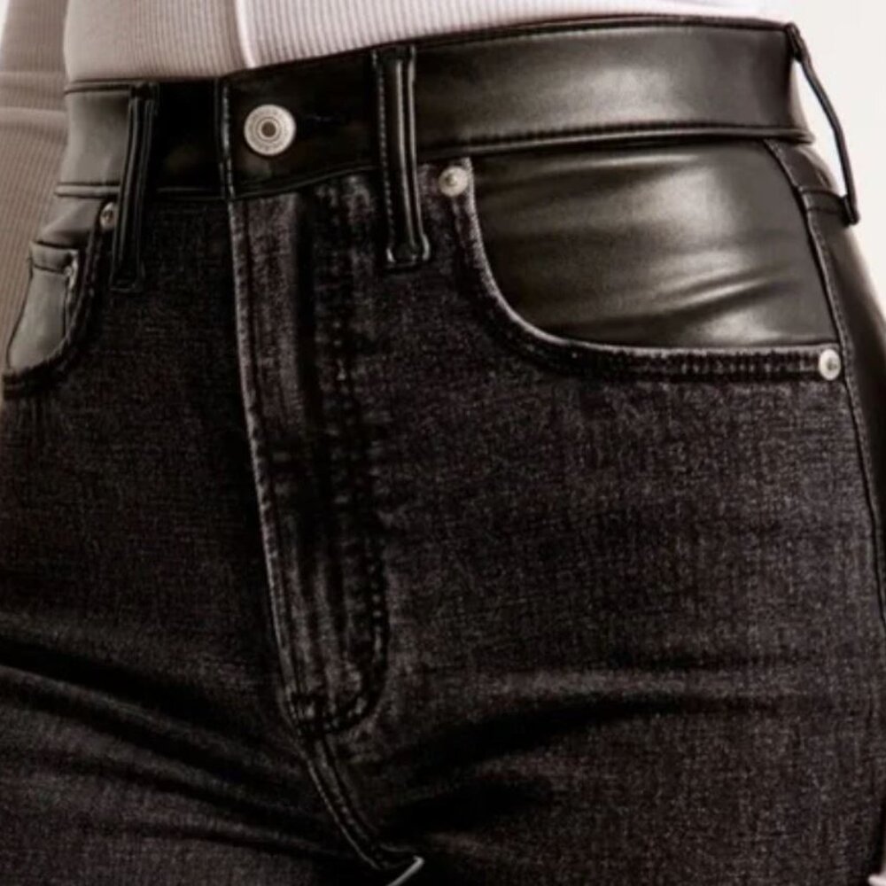 Abercrombie & Fitch CL Mixed Fabric Ultra High Rise Ankle Straight Jeans | NWT